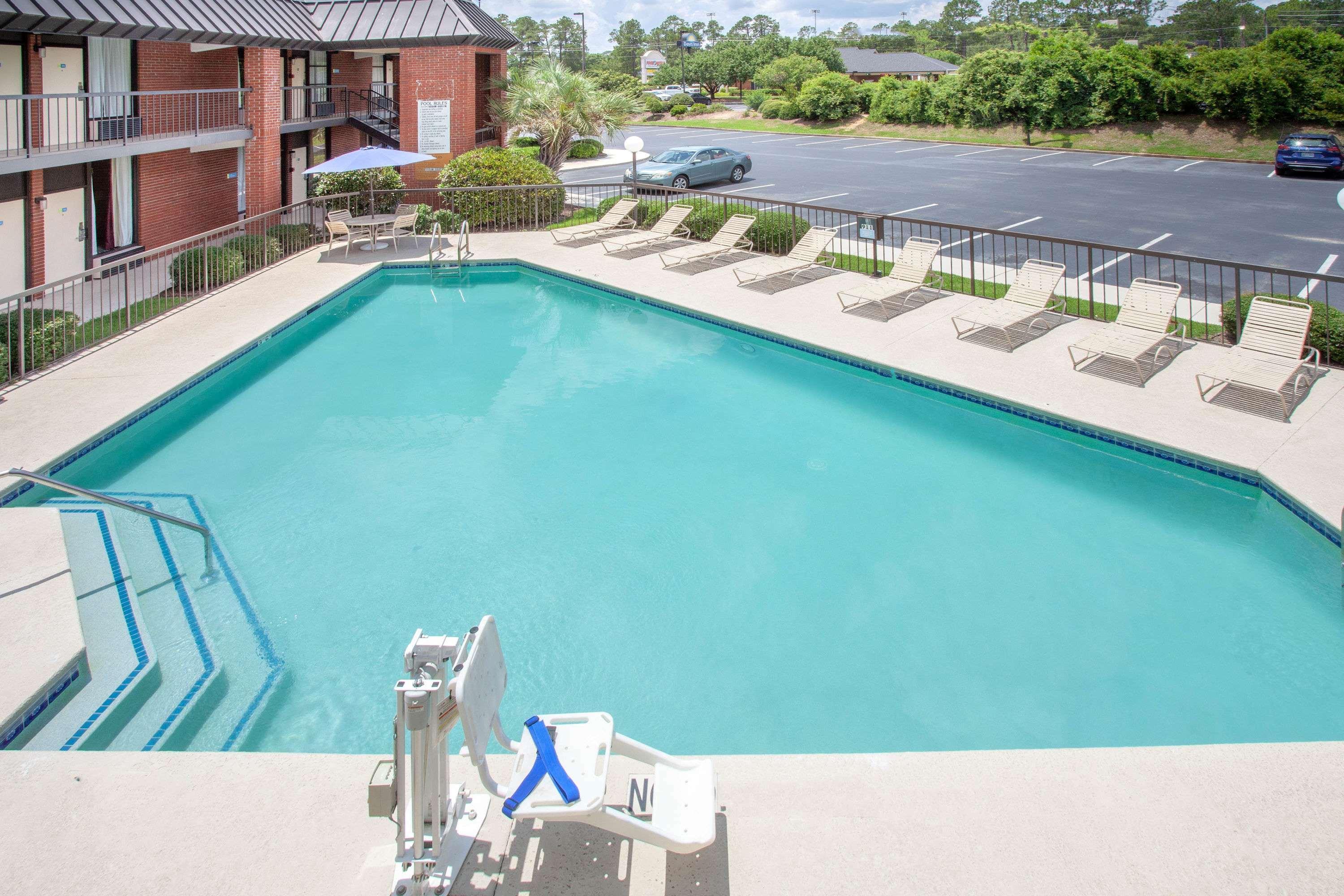 Days Inn By Wyndham Statesboro Ngoại thất bức ảnh