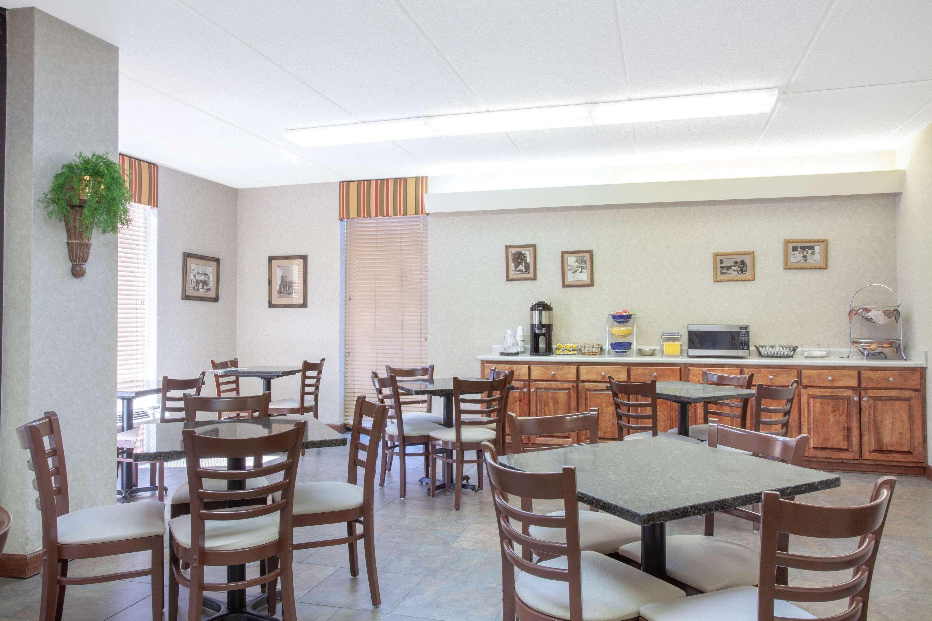 Days Inn By Wyndham Statesboro Ngoại thất bức ảnh