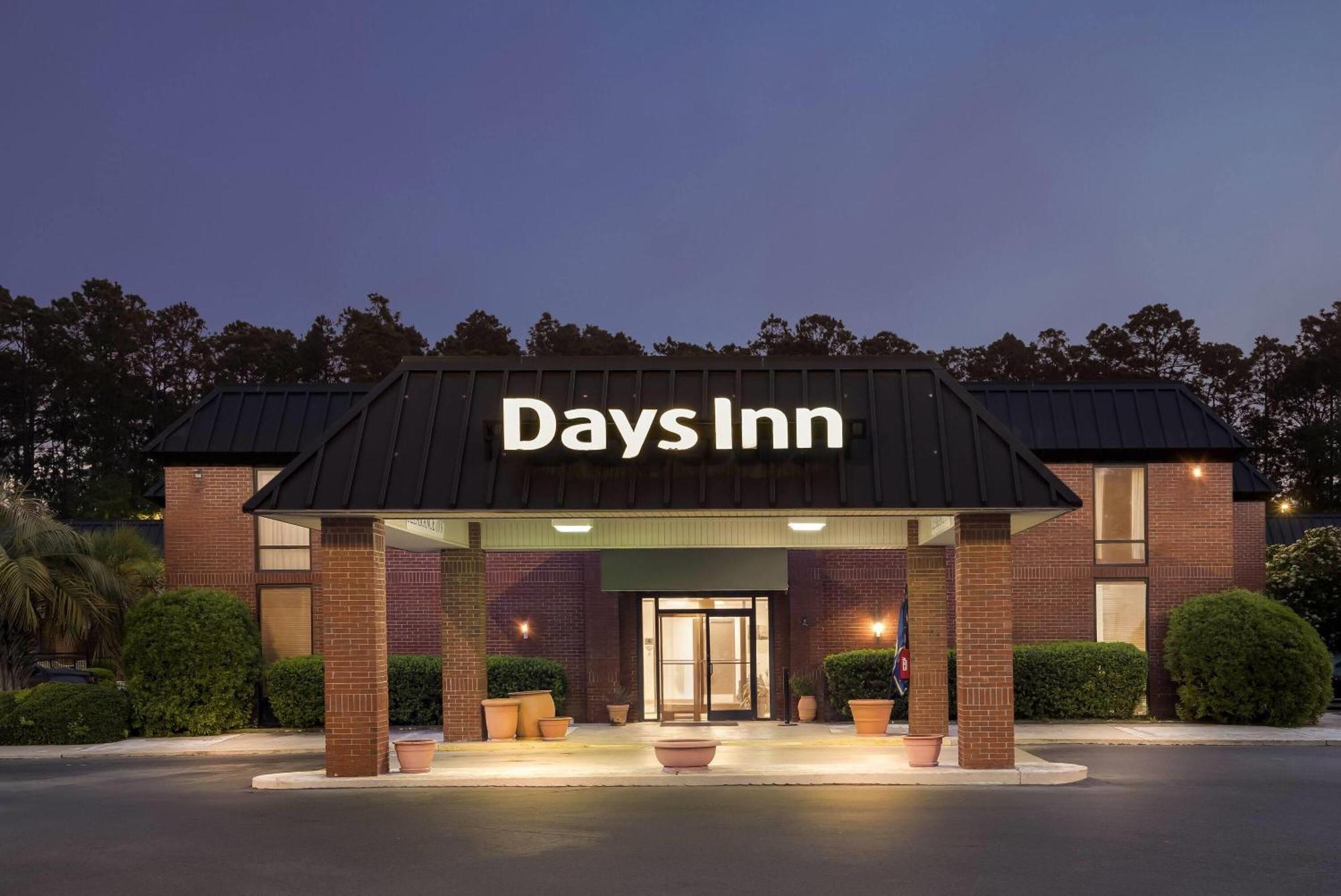 Days Inn By Wyndham Statesboro Ngoại thất bức ảnh