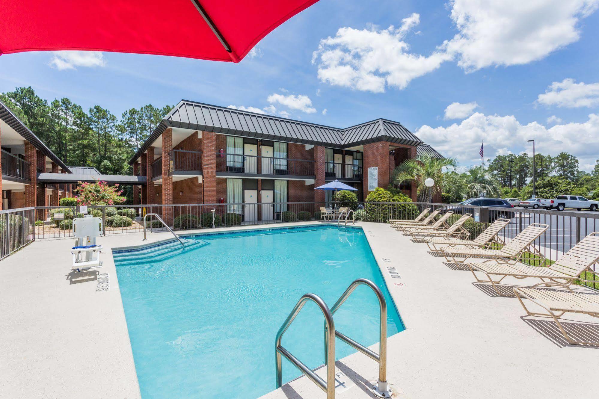 Days Inn By Wyndham Statesboro Ngoại thất bức ảnh